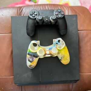 PS4 Console + Controller